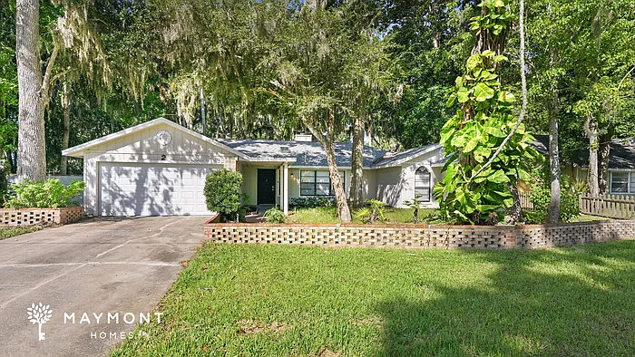 2 Woodgate Ct — Photo 1