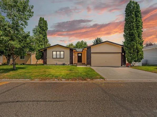 246 Avenida Del Rio Dr, Twin Falls, ID 83301