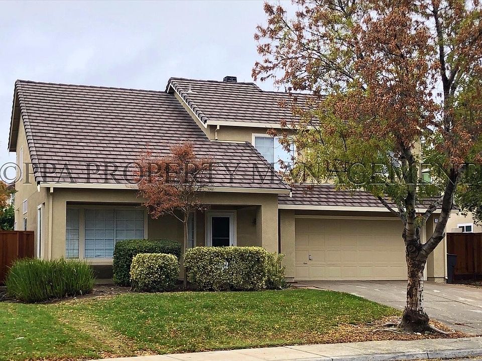 1st image of 1351 Claremont Dr
