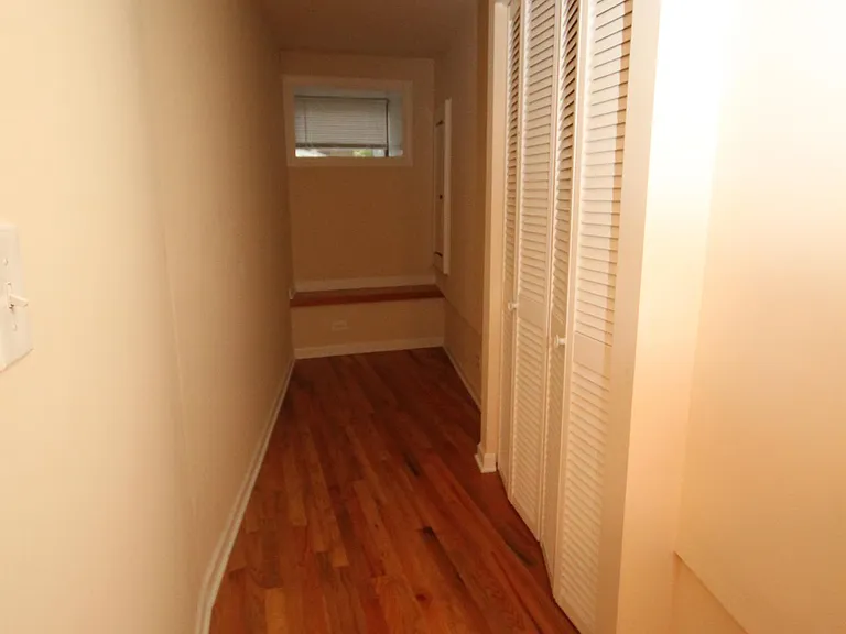 3150 N Honore St #1 — Photo 15