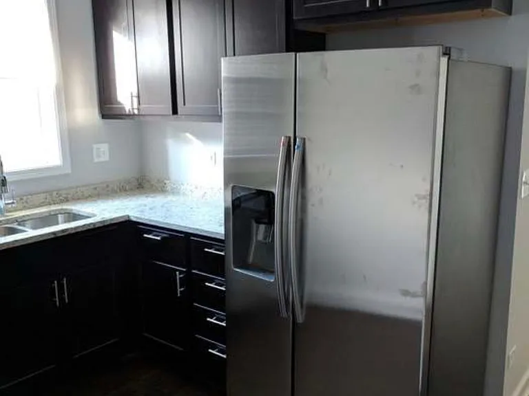 7827 S Loomis Blvd #1 — Photo 5
