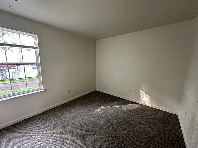 2 bed, $1,595 — Photo 3