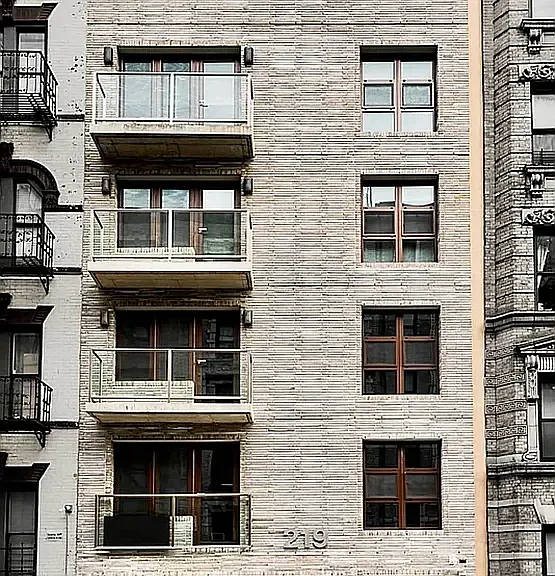 219 S 3rd St #3R — Photo 7