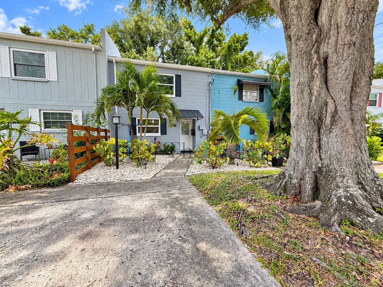 2 bed, 1.5 bath, 1074 sqft, $2,800 — Photo 2