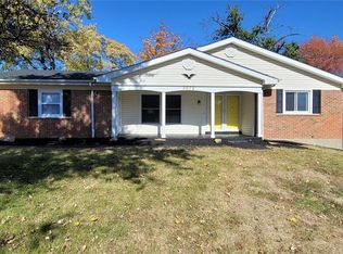 3072 Wintergreen Dr, Florissant, MO