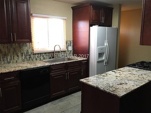 2nd image of 3012 Vegas Dr