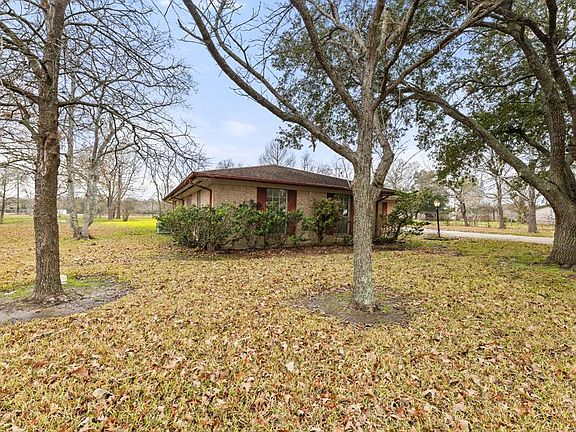 4th image of 3726 Skylark Way Way