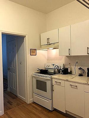 3rd image of 175 Gates Ave #2
