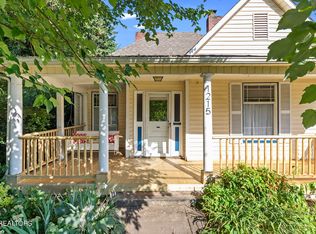 1215 Luttrell St, Knoxville, TN 37917