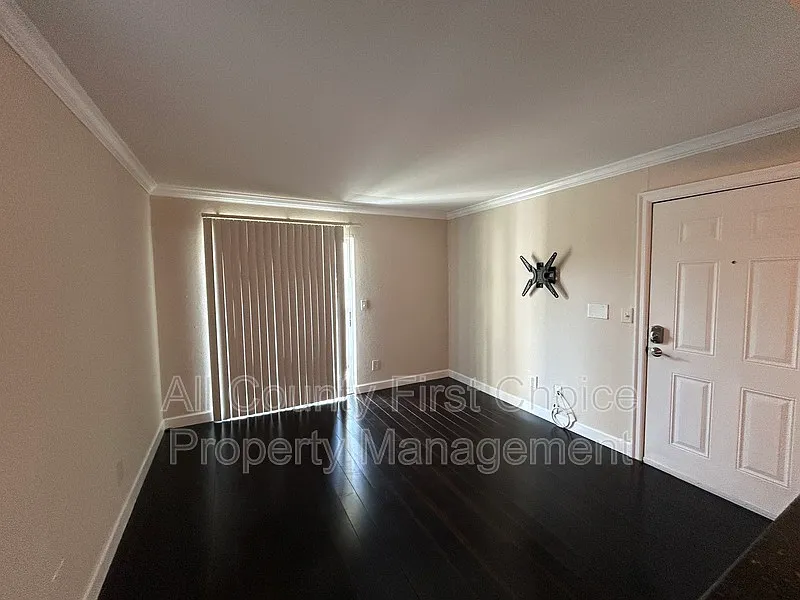 1 bed, 1.0 bath, 468 sqft, $1,295 — Photo 4