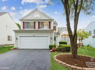 413 Cardinal Dr, Bartlett, IL