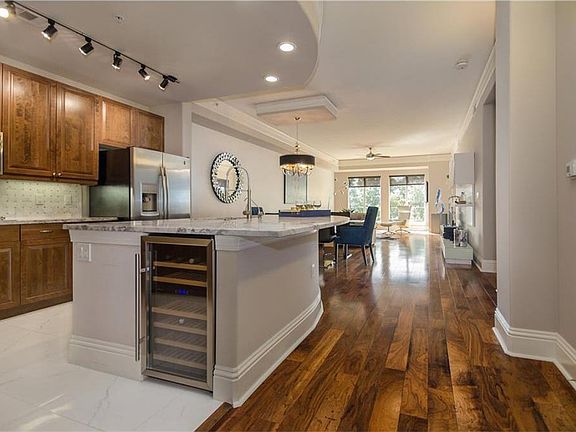 2nd image of 509 W Bay St Unit 203