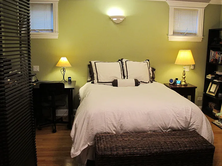 828 W Aldine Ave #3 — Photo 25