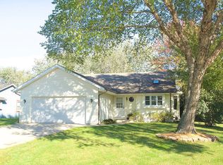 4735 Ruby Ave, Racine, WI 53402