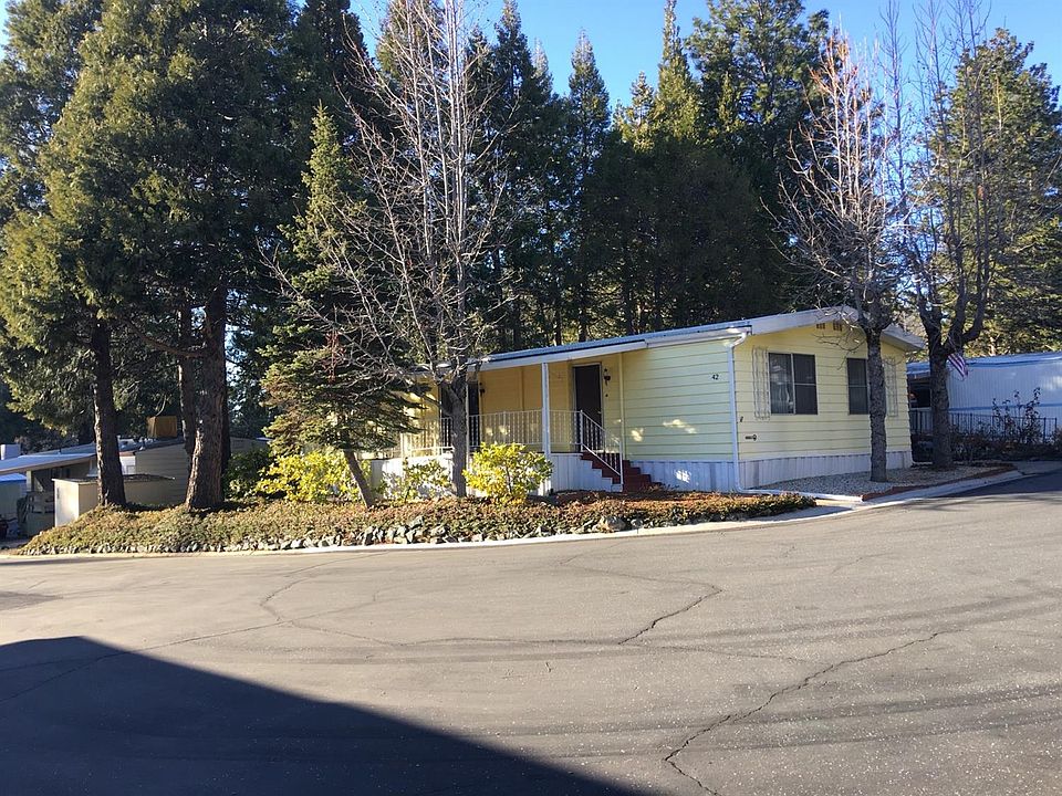 1st image of 42 Wendy Cir