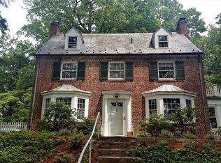 1715 Army Navy Dr, Arlington, VA