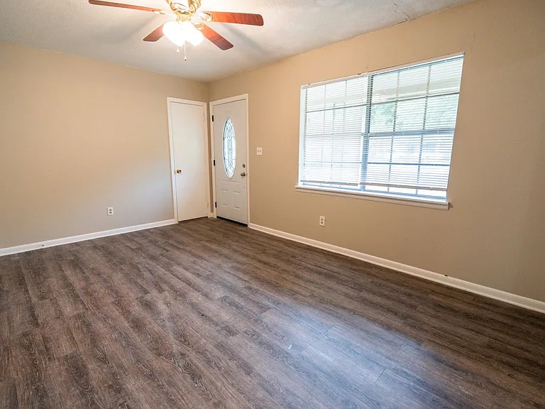 3516 Toucan Dr — Photo 6