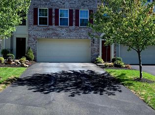 327 Maple Ridge Dr, Canonsburg, PA 15317