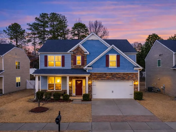 3945 White Kestrel Dr, Raleigh, NC 27616