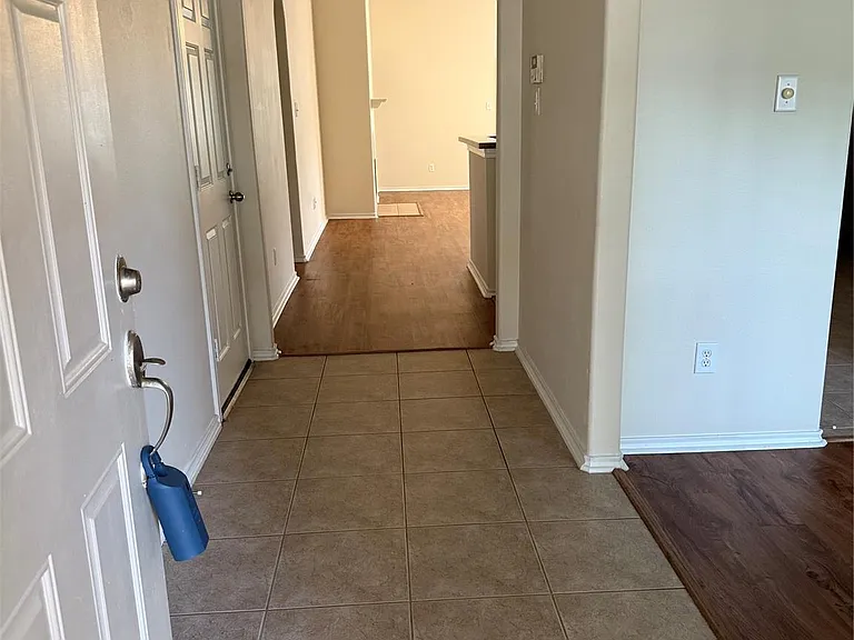 5118 Birch Manor Ln — Photo 17