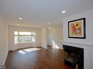 13704 Autumn Vale Ct #27B, Chantilly, VA 20151