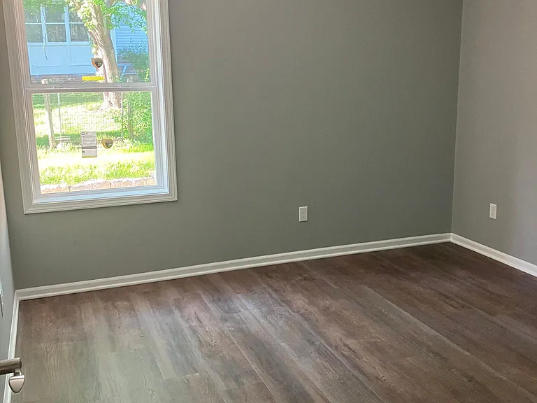 1221 Iowa St #1 — Photo 3