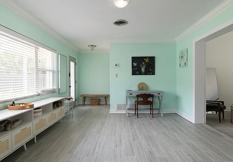 1116 Berwyn Rd — Photo 5