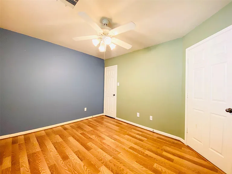 17222 Dark Cavern Ct — Photo 10