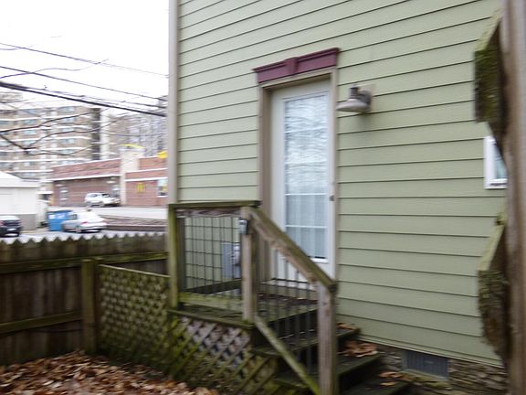 5th image of 2935 University Ave