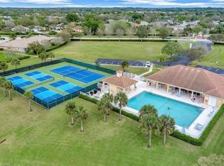 517 S Valencia Cir Sw, Vero Beach, FL 32968