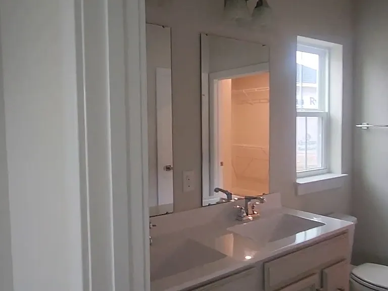2056 Codaz Way — Photo 14