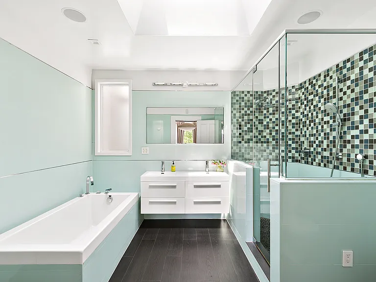 31 Saint Marks Ave #2 — Photo 8
