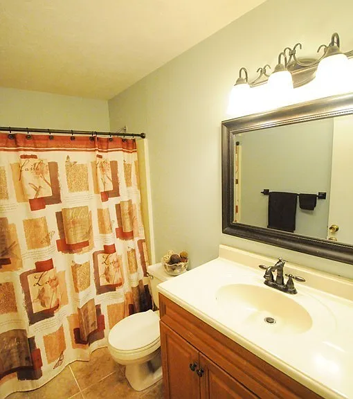 1810 Skyline Dr — Photo 16