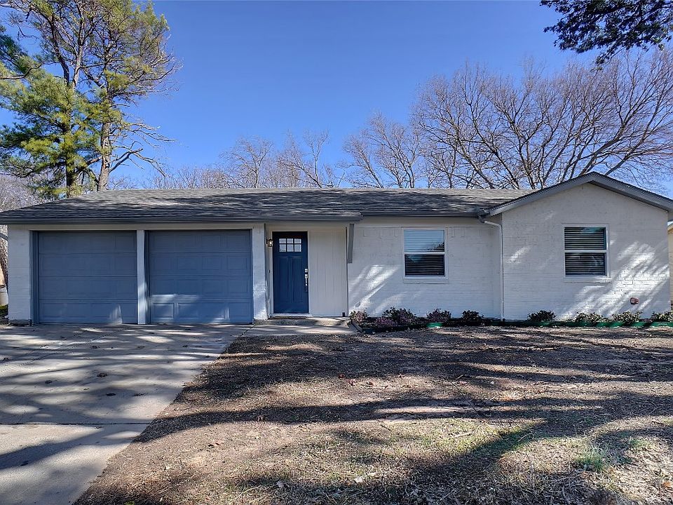 1st image of 6036 Holiday Ln
