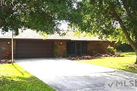 1st image of 918 Roosevelt Ave