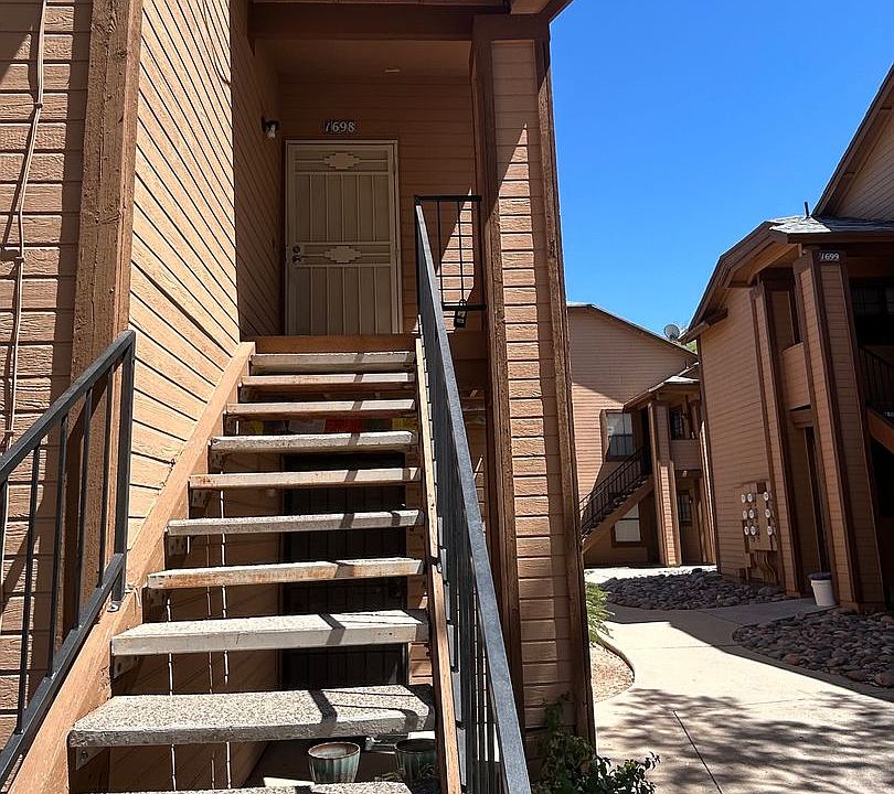 1st image of 1698 W Wood Bridge Ct
