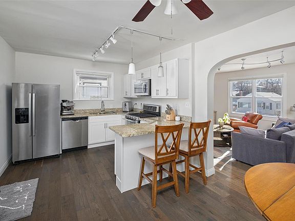 4th image of 7559 Alicia Ave