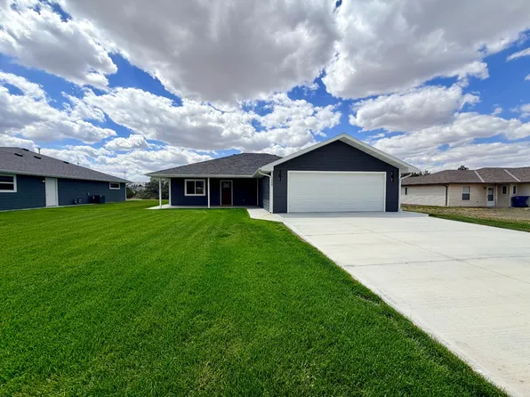 1506 Cattletrail St, Goodland, KS 67735