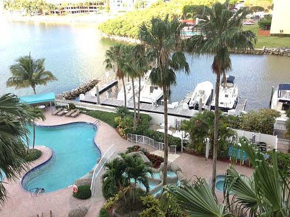 3rd image of 3530 Mystic Pointe Dr APT 703