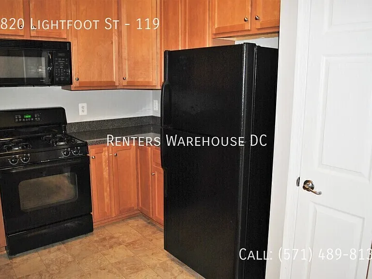 3820 Lightfoot St #119 — Photo 6