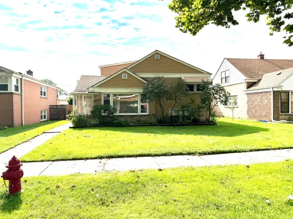 7536 Kildare Ave, Skokie, IL 60076