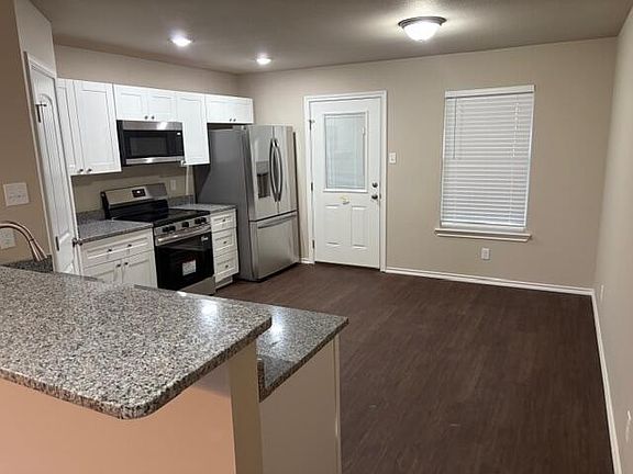 2nd image of 10387 N Grape Creek Rd