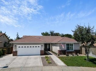 1917 Nannos Ct, Hughson, CA 95326