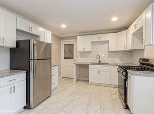 12709 7th St, Grandview, MO 64030