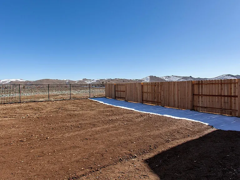 8904 Coyote Bluff Dr — Photo 3