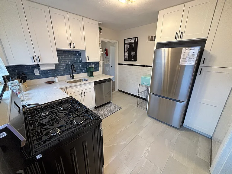 5025 Lenox Ave — Photo 10
