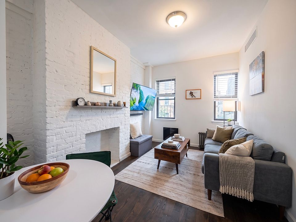 1st image of 107 Saint Marks Pl APT 4F