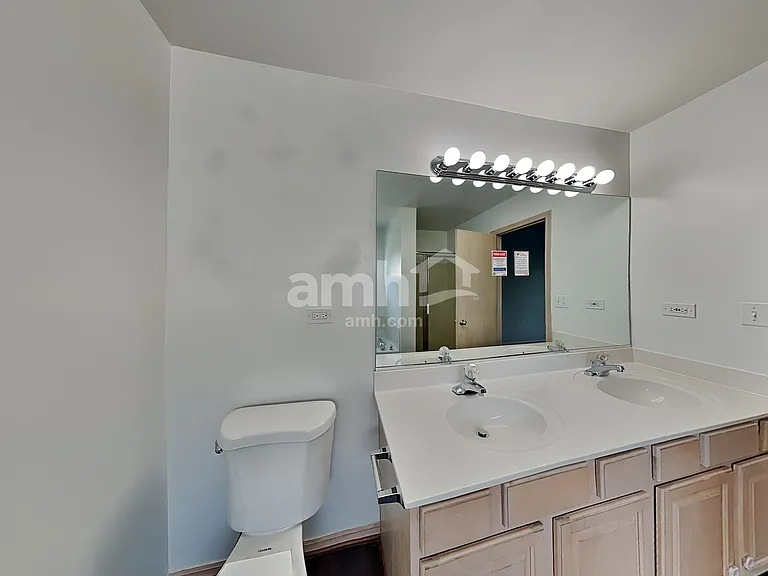 400 Galvin Pkwy — Photo 12