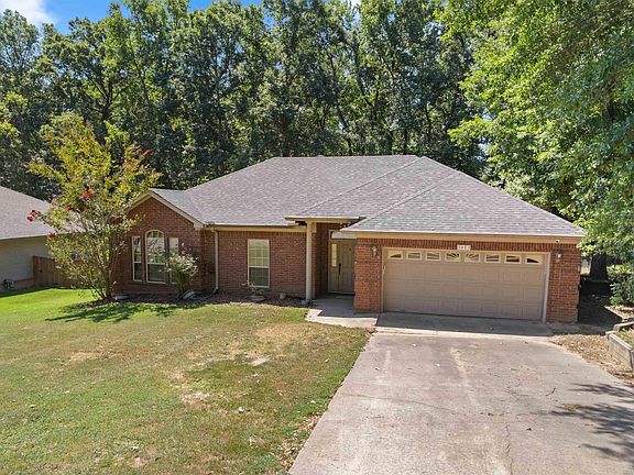 2nd image of 3013 Greenbrier Dr