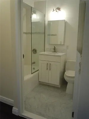 Sold by R New York | media 35